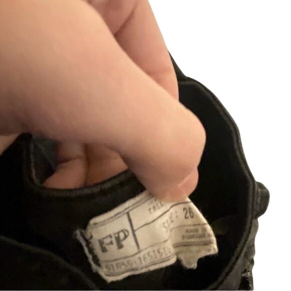 Free People- Black/Grey Denim Overalls Size 26 - Picture 14 of 14